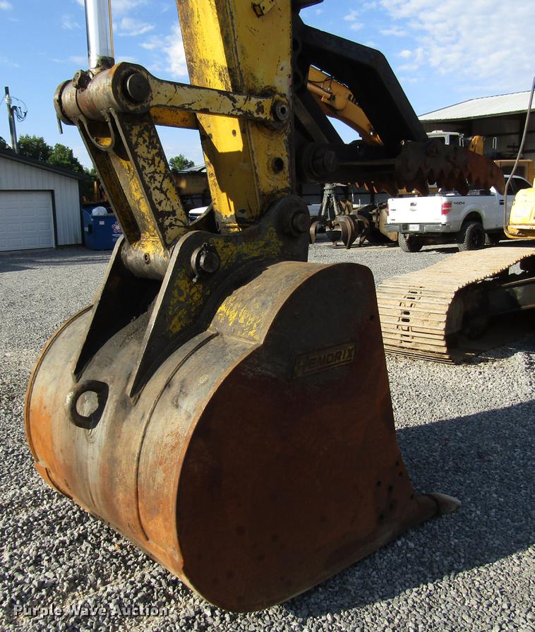 image for item FO9275 2005 Kobelco SK250LC excavator