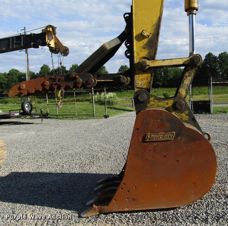 image for item FO9275 2005 Kobelco SK250LC excavator