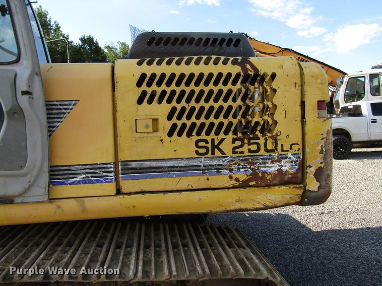 image for item FO9275 2005 Kobelco SK250LC excavator
