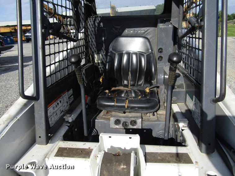 image for item FO9276 Bobcat 873 skid steer