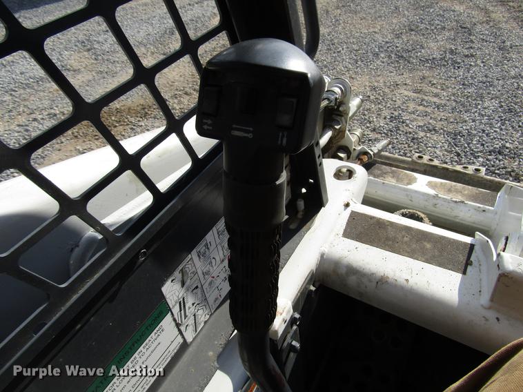 image for item FO9276 Bobcat 873 skid steer
