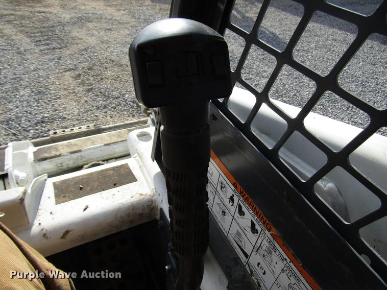 image for item FO9276 Bobcat 873 skid steer