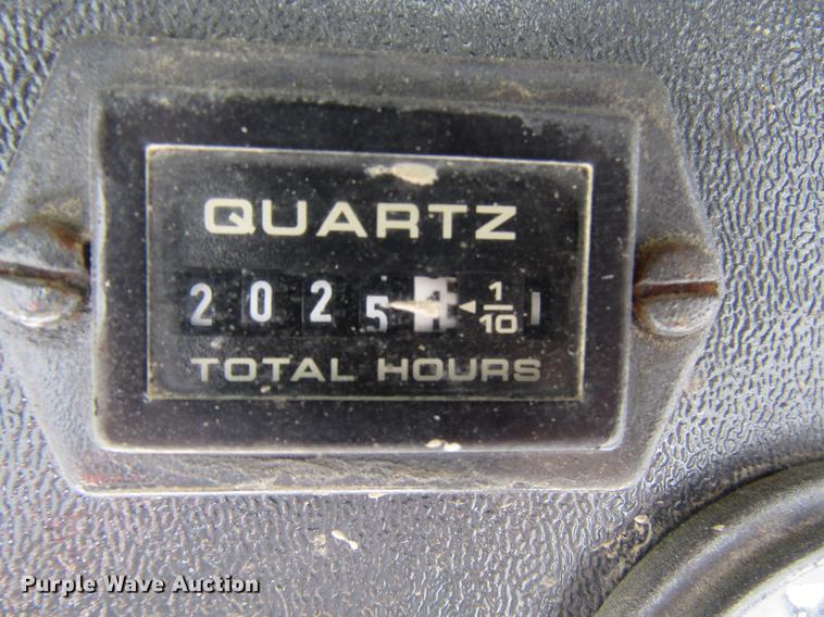 image for item FO9276 Bobcat 873 skid steer