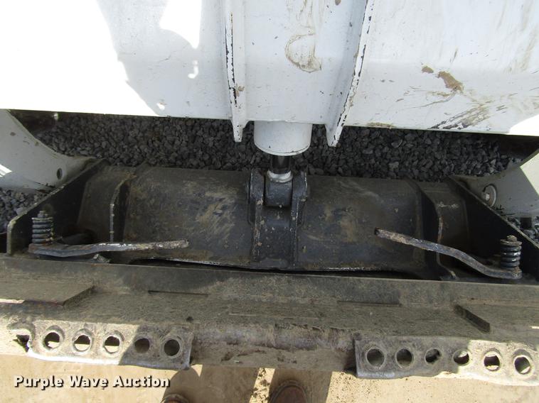 image for item FO9276 Bobcat 873 skid steer