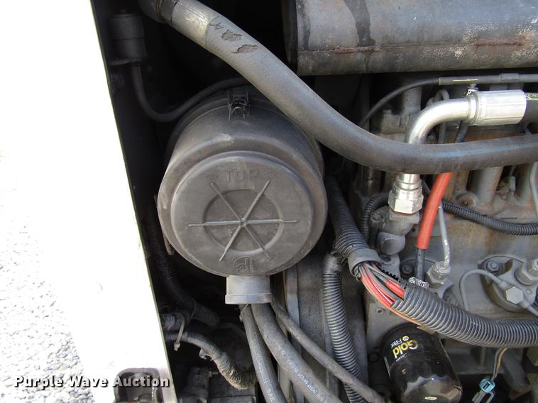 image for item FO9276 Bobcat 873 skid steer