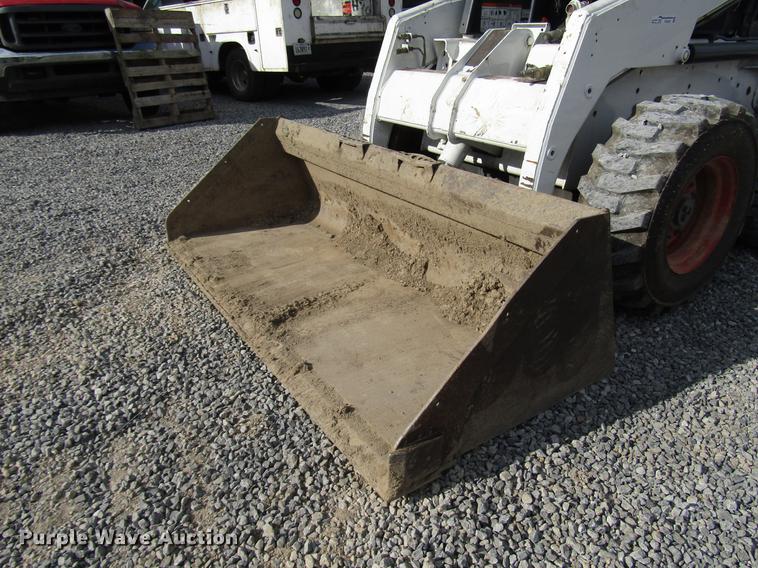 image for item FO9276 Bobcat 873 skid steer