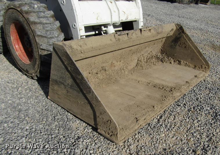 image for item FO9276 Bobcat 873 skid steer