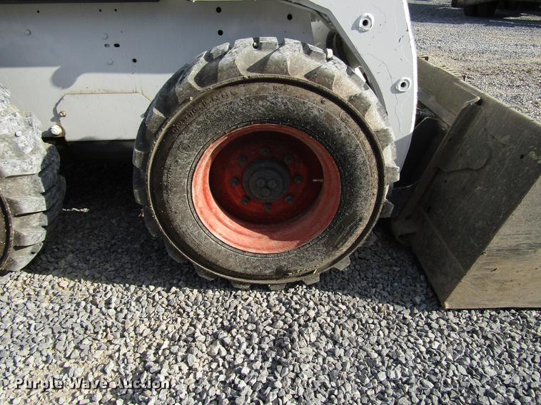 image for item FO9276 Bobcat 873 skid steer