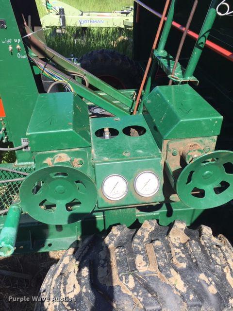 image for item DA3617 2015 Richiger R1050 grain bagger