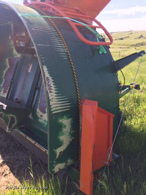 image for item DA3617 2015 Richiger R1050 grain bagger