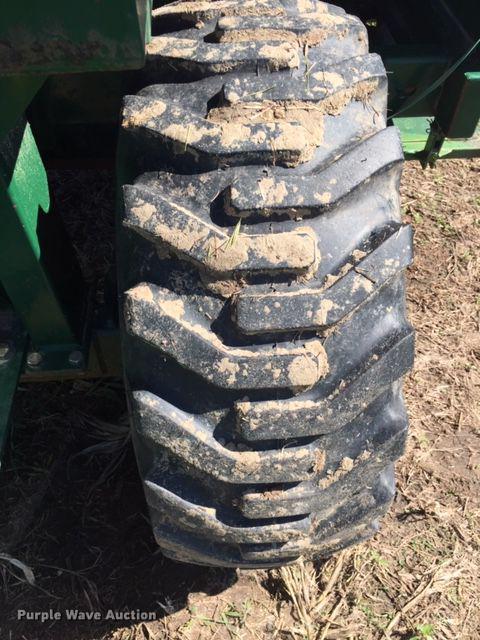 image for item DA3617 2015 Richiger R1050 grain bagger