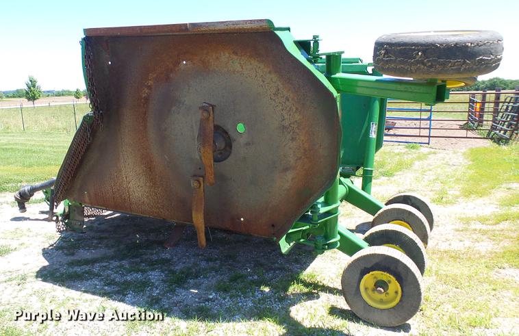 image for item DB2201 John Deere 1518 batwing rotary mower