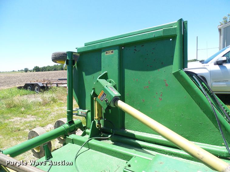 image for item DB2201 John Deere 1518 batwing rotary mower