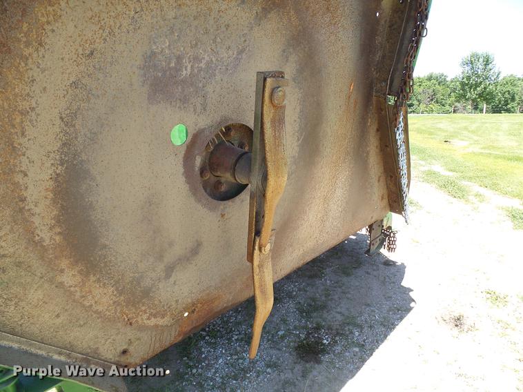 image for item DB2201 John Deere 1518 batwing rotary mower