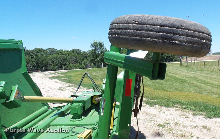 image for item DB2201 John Deere 1518 batwing rotary mower