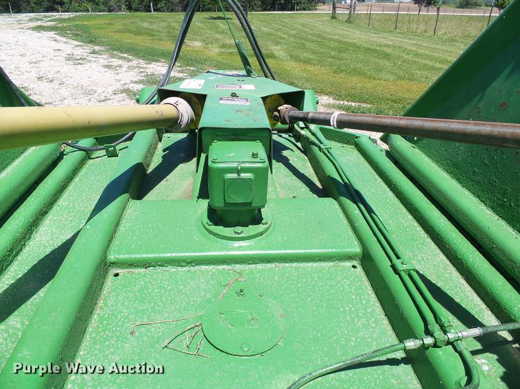 image for item DB2201 John Deere 1518 batwing rotary mower