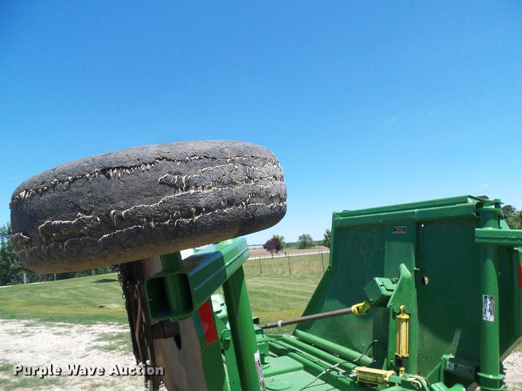 image for item DB2201 John Deere 1518 batwing rotary mower