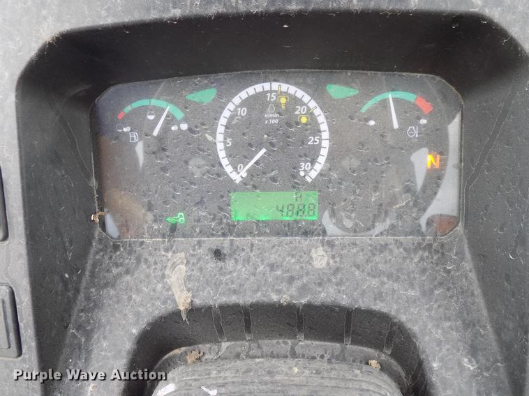 image for item DB9532 2016 John Deere 5065E tractor