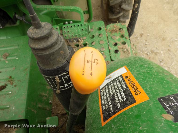 image for item DB9532 2016 John Deere 5065E tractor