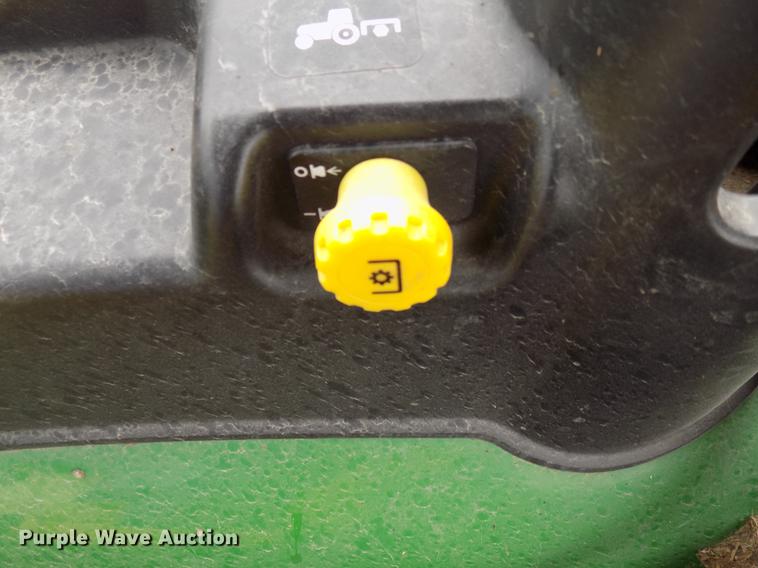 image for item DB9532 2016 John Deere 5065E tractor