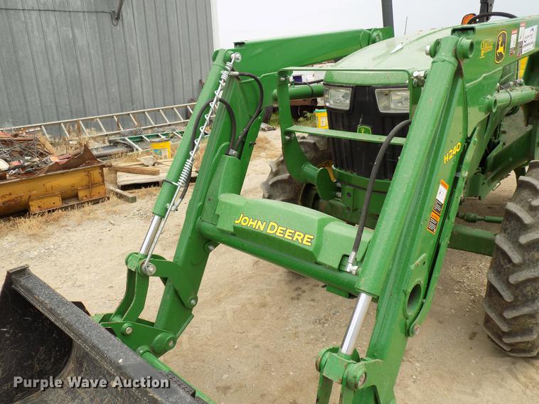 image for item DB9532 2016 John Deere 5065E tractor