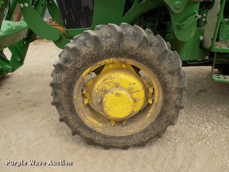 image for item DB9532 2016 John Deere 5065E tractor