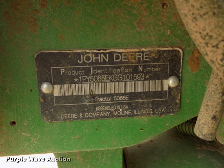 image for item DB9532 2016 John Deere 5065E tractor