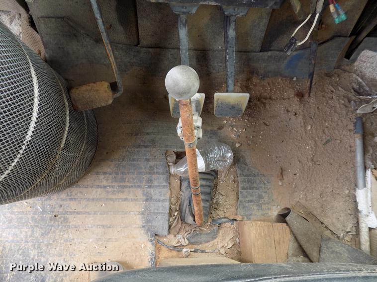 image for item DB9535 1983 Ag-Chem TerraGator 2505 applicator