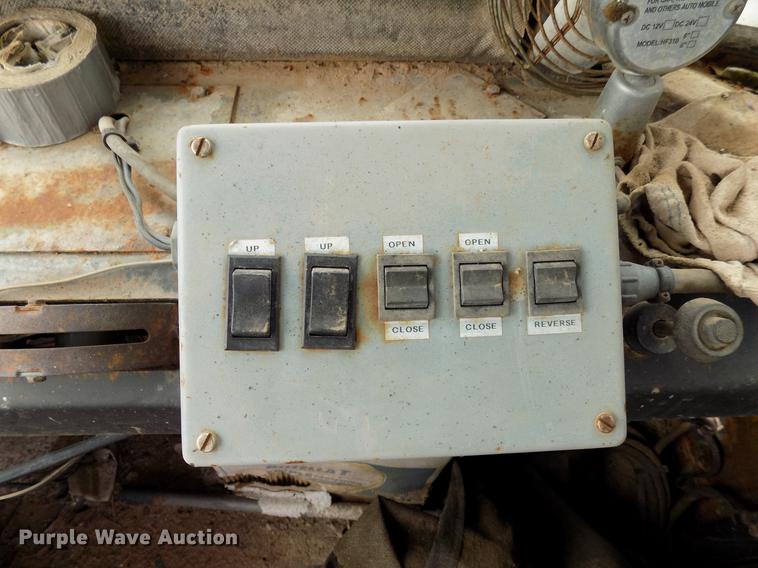 image for item DB9535 1983 Ag-Chem TerraGator 2505 applicator