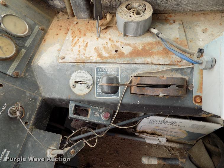 image for item DB9535 1983 Ag-Chem TerraGator 2505 applicator