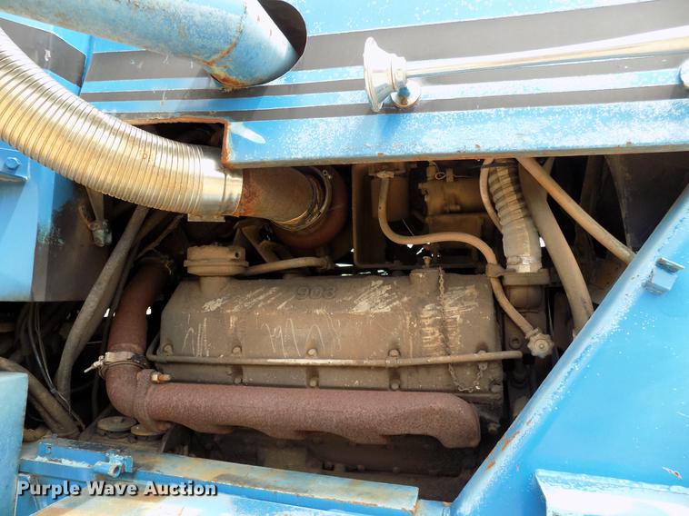 image for item DB9535 1983 Ag-Chem TerraGator 2505 applicator