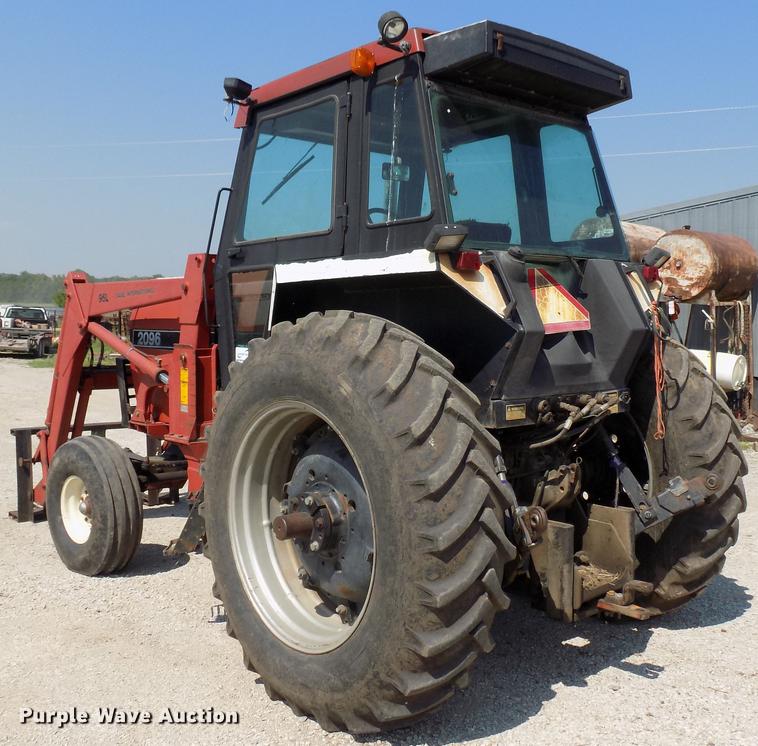image for item DB9543 1988 Case IH 2096 tractor