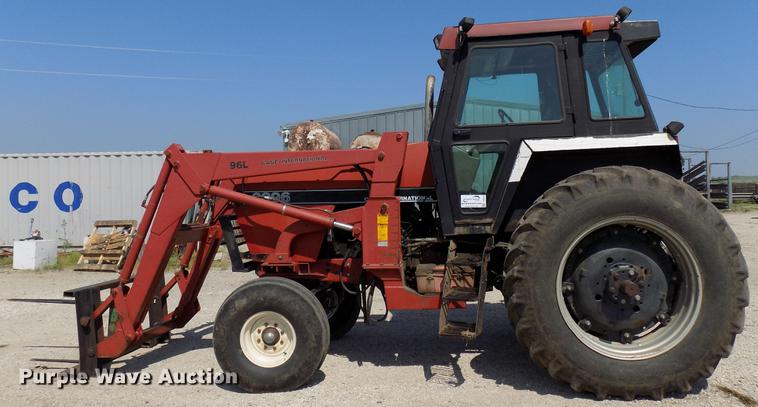 image for item DB9543 1988 Case IH 2096 tractor