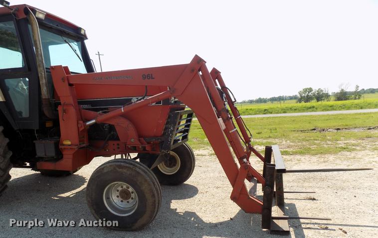image for item DB9543 1988 Case IH 2096 tractor