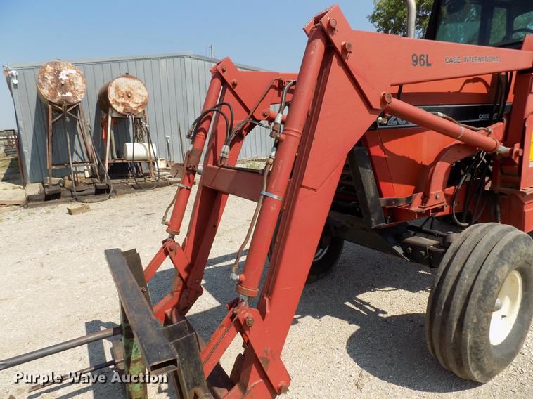 image for item DB9543 1988 Case IH 2096 tractor