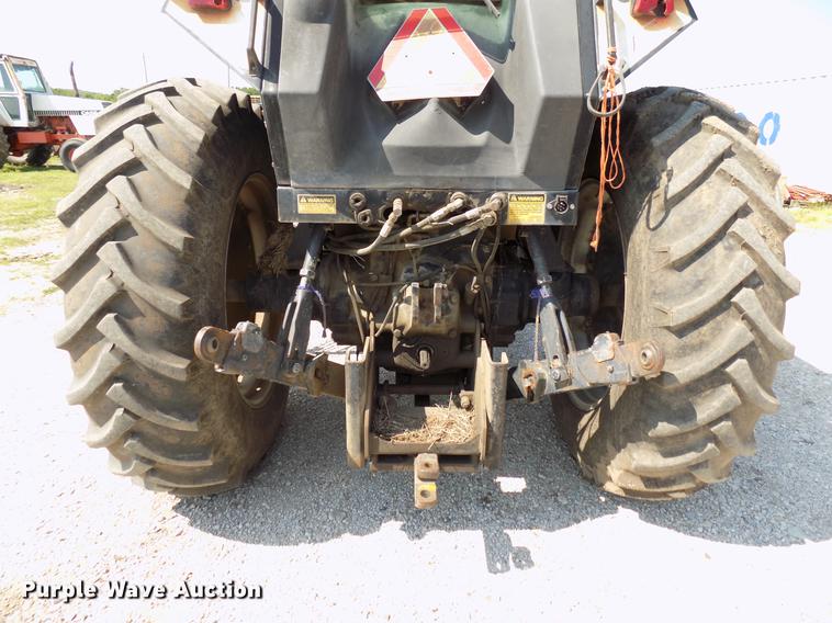 image for item DB9543 1988 Case IH 2096 tractor