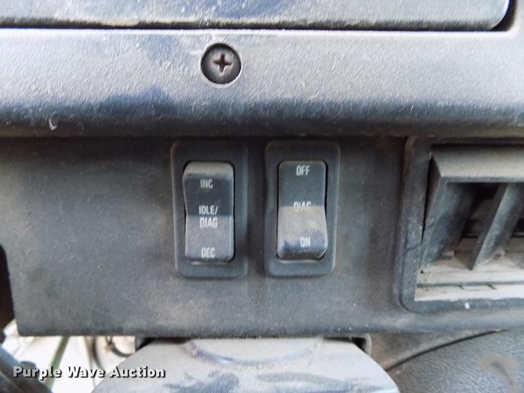 image for item DB9549 1995 International 8100 semi truck