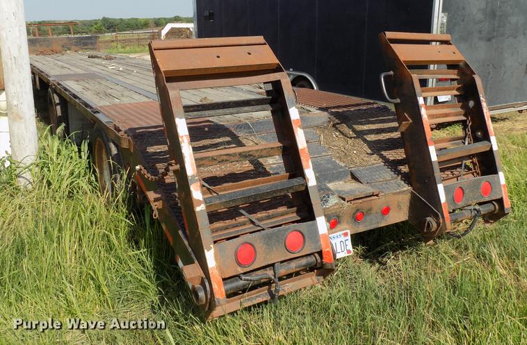 image for item DB9552 1992 Trailmobile drop deck equipment trailer