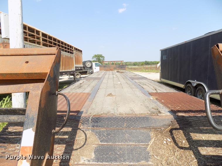 image for item DB9552 1992 Trailmobile drop deck equipment trailer