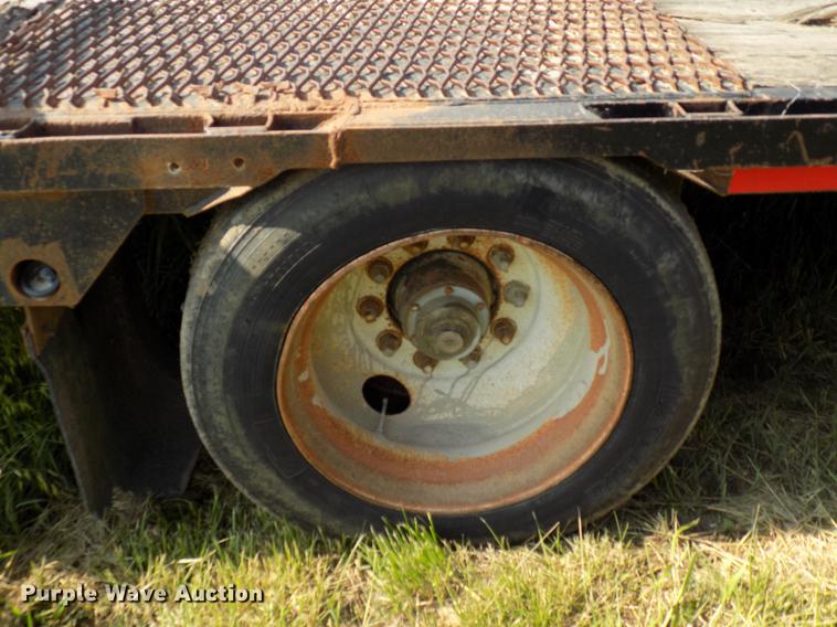 image for item DB9552 1992 Trailmobile drop deck equipment trailer