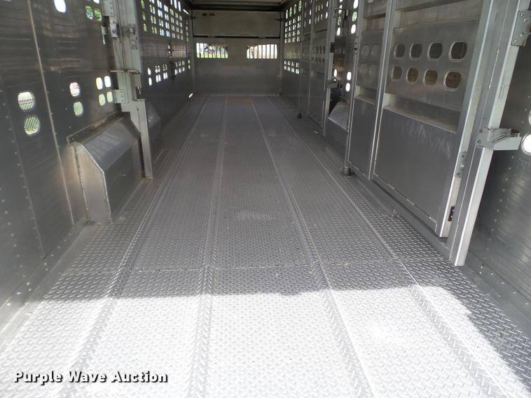 image for item DC4551 2014 Wilson PSGN-5730-T livestock trailer