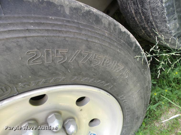 image for item DC4551 2014 Wilson PSGN-5730-T livestock trailer