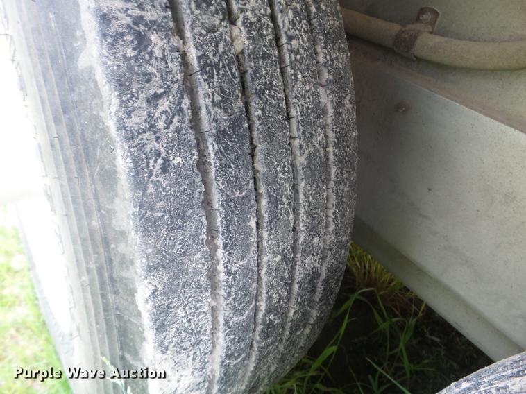 image for item DC4551 2014 Wilson PSGN-5730-T livestock trailer