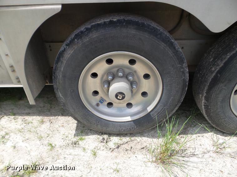 image for item DC4551 2014 Wilson PSGN-5730-T livestock trailer