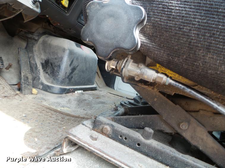 image for item DC4555 1990 Ford F800 feed delivery truck