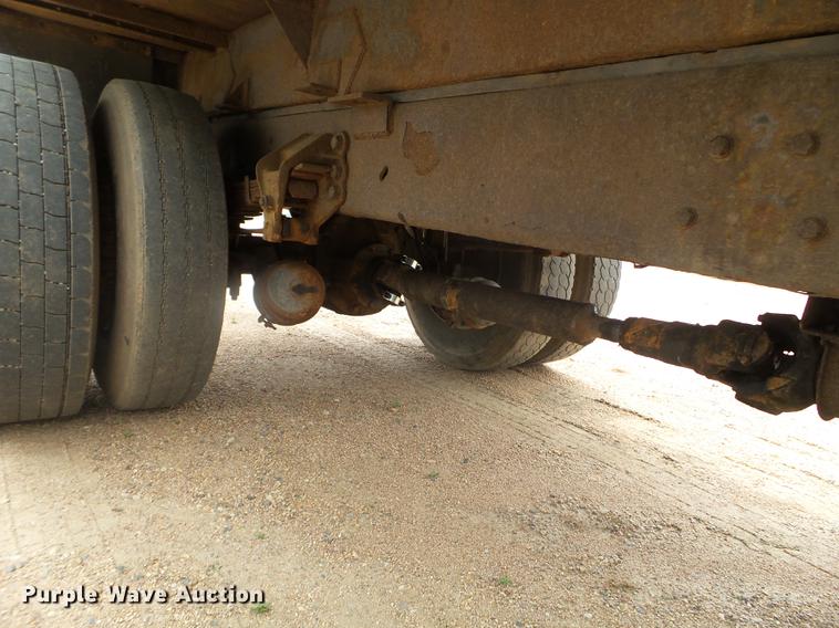 image for item DC4555 1990 Ford F800 feed delivery truck