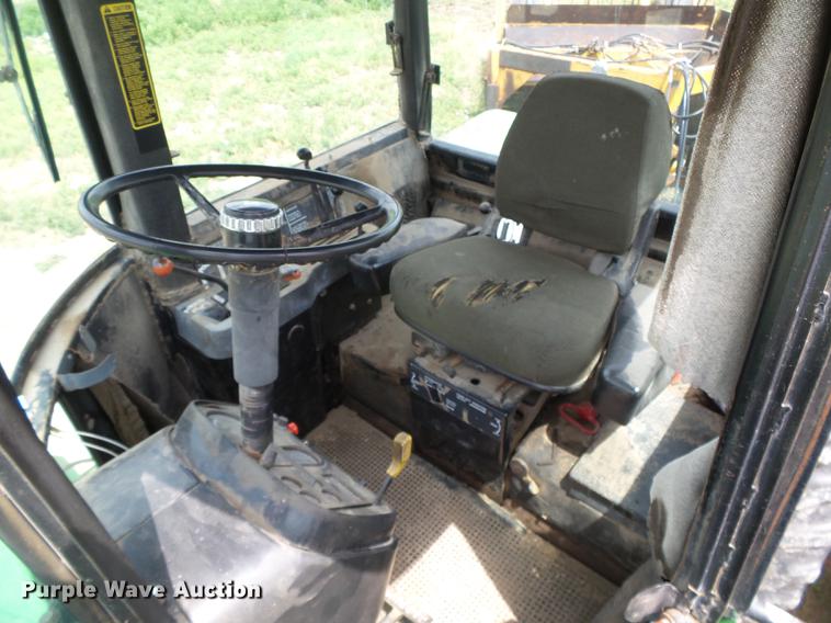 image for item DC5136 1981 John Deere 8640 4WD tractor