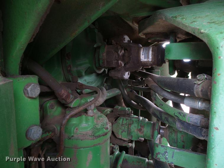 image for item DC5136 1981 John Deere 8640 4WD tractor