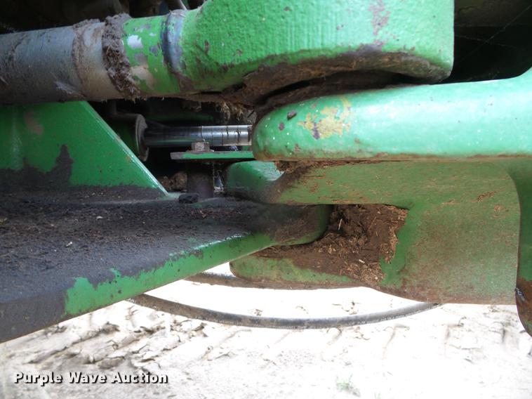 image for item DC5136 1981 John Deere 8640 4WD tractor