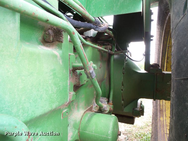 image for item DC5136 1981 John Deere 8640 4WD tractor